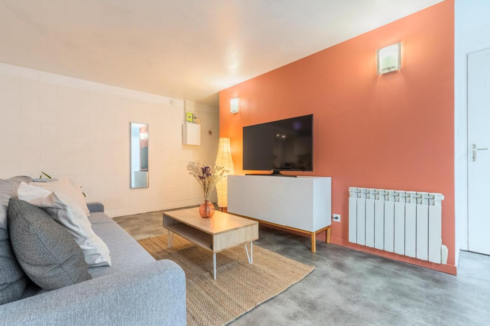 Spacious Apartment W Private Parking In Old Лилль Экстерьер фото
