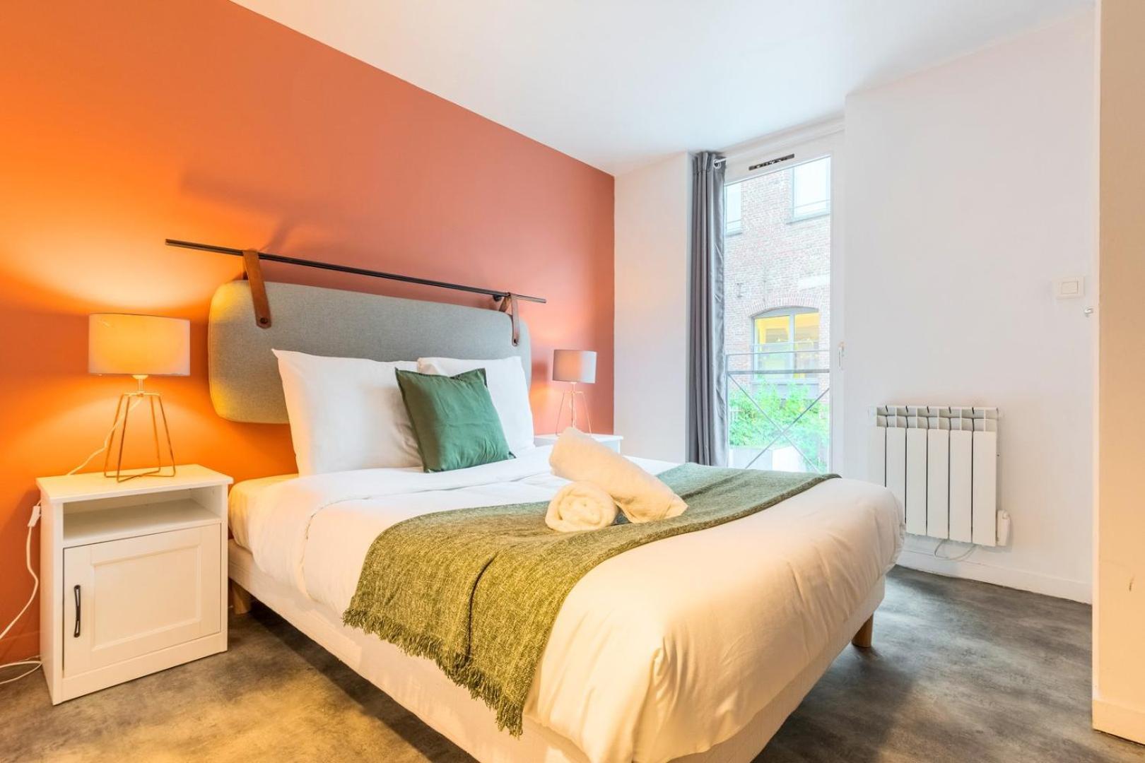 Spacious Apartment W Private Parking In Old Лилль Экстерьер фото