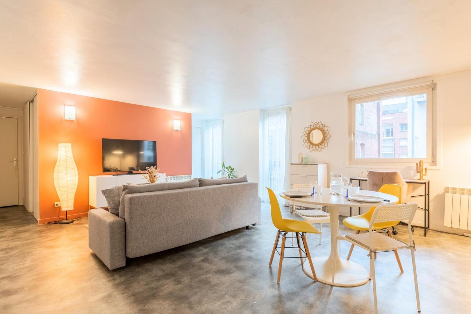 Spacious Apartment W Private Parking In Old Лилль Экстерьер фото